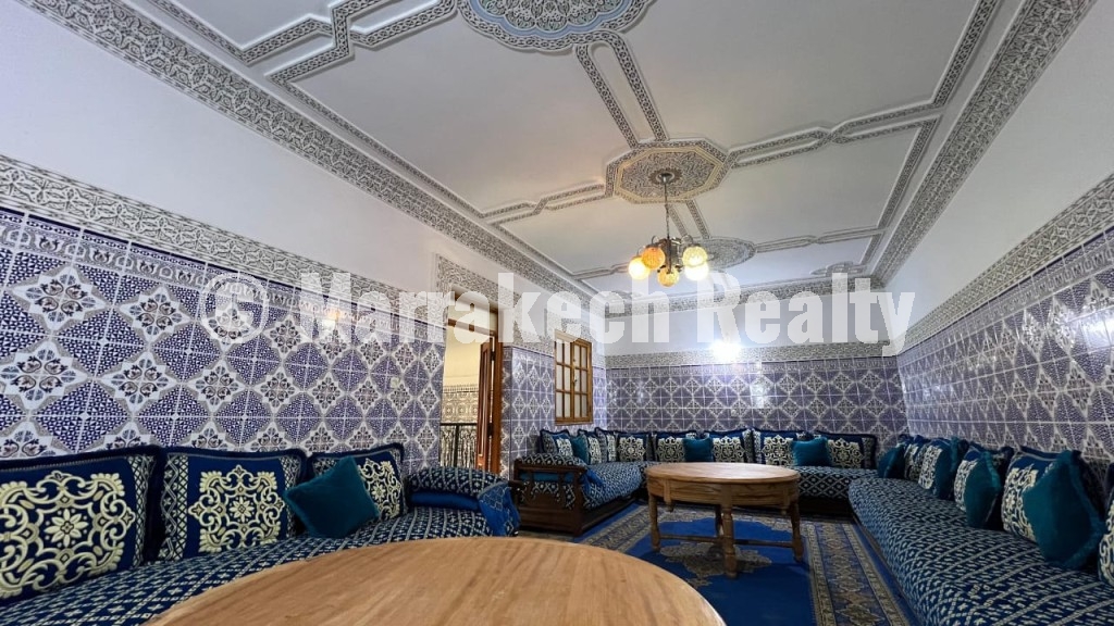 Maison Traditionnelle R+3 à Vendre – Fort Potentiel Riad