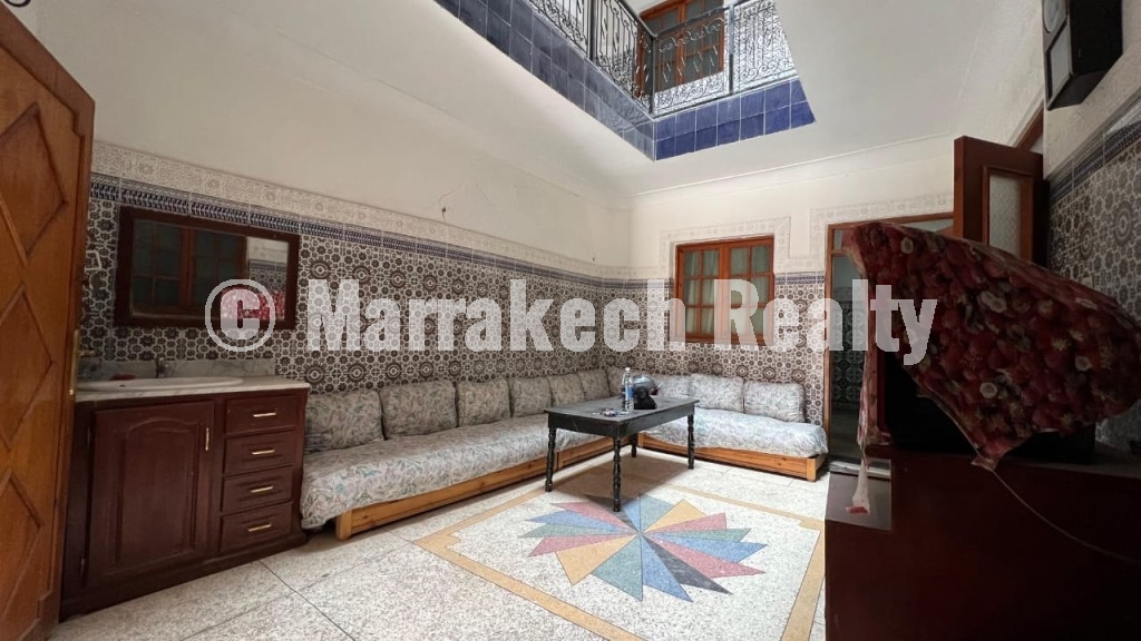 Maison Traditionnelle R+3 à Vendre – Fort Potentiel Riad