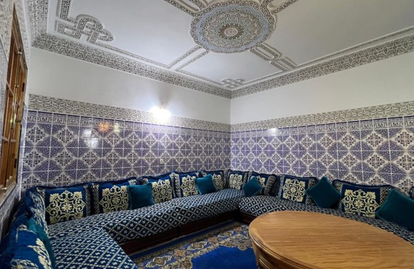 Maison Traditionnelle R+3 à Vendre – Fort Potentiel Riad