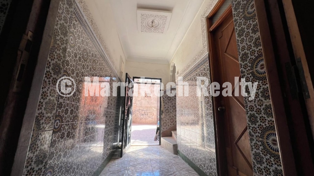 Maison Traditionnelle R+3 à Vendre – Fort Potentiel Riad