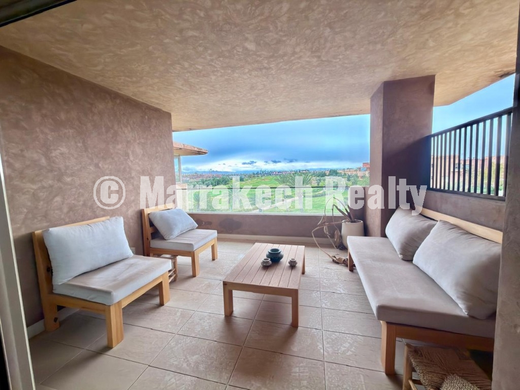 Golf-front apartment for rent in Prestigia Corail