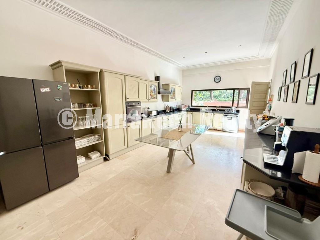 Villa D’exception 4 Chambres A Vendre Boulevard mohamed 6