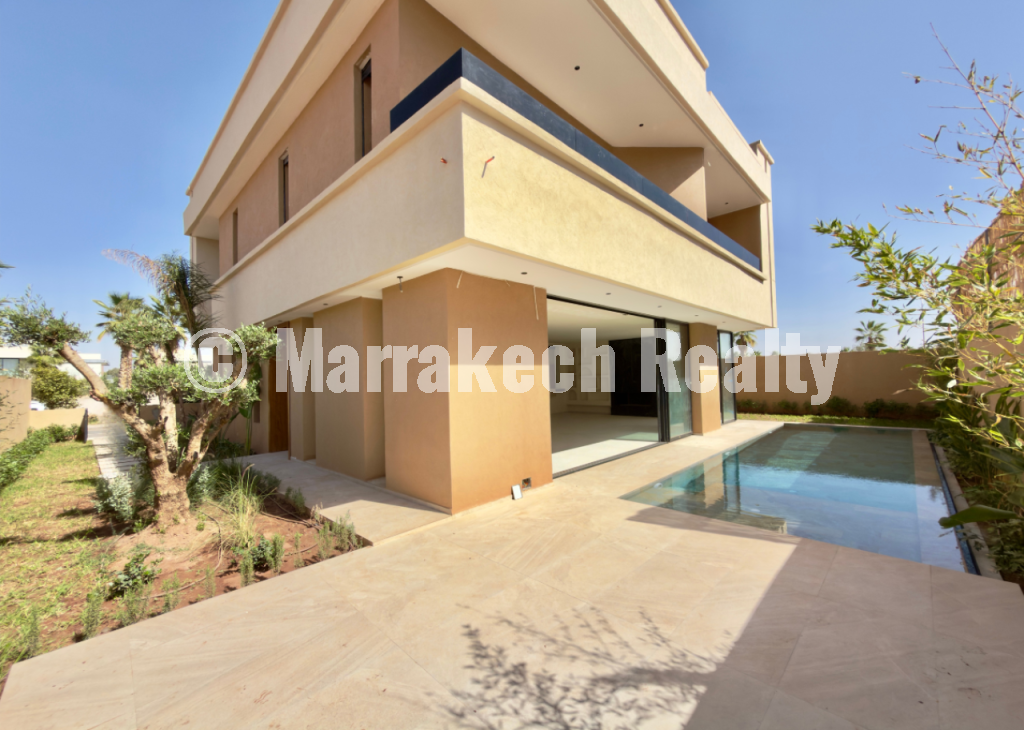 Villa 5 suites à vendre route de Tahanaout
