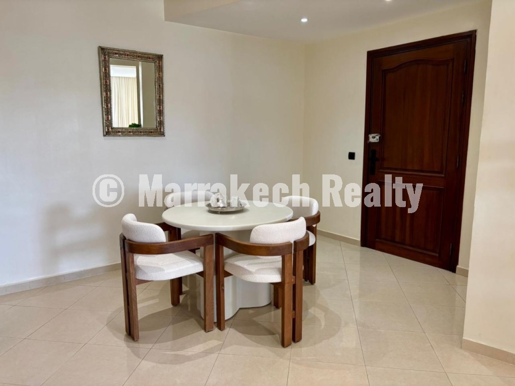 Elegant 2-bedroom apartment for rent in Victor Hugo