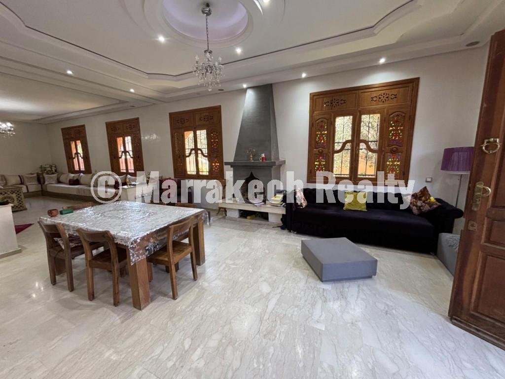 Villa Traditionnelle à Vendre sur Targa