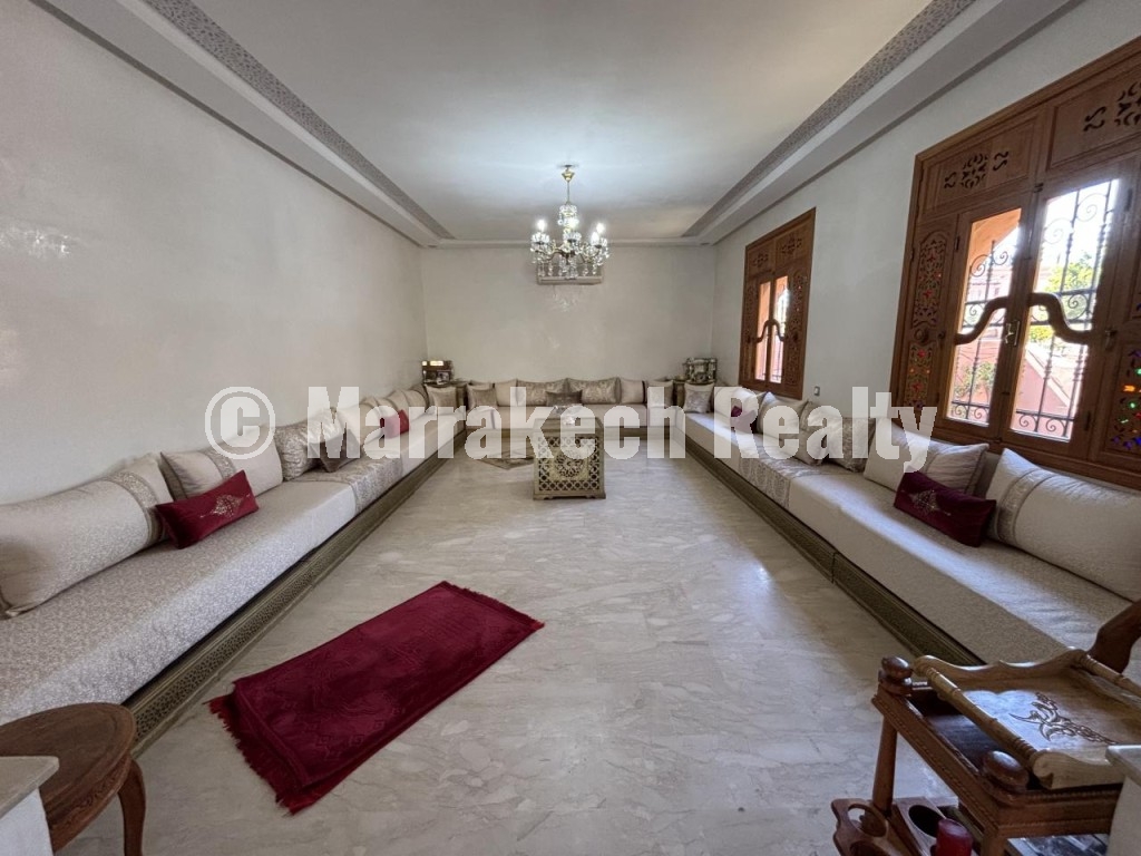 Villa Traditionnelle à Vendre sur Targa
