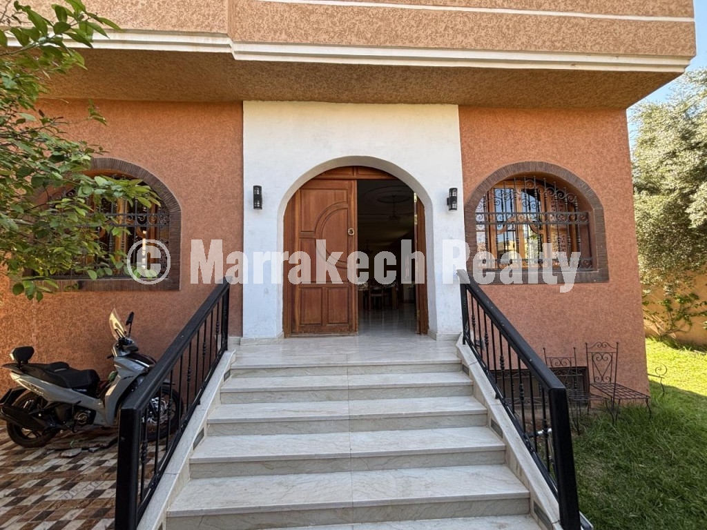Villa Traditionnelle à Vendre sur Targa