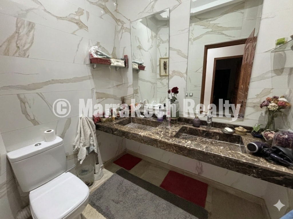 Villa Traditionnelle à Vendre sur Targa