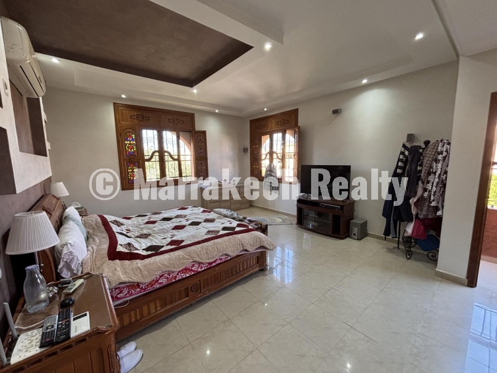 Villa Traditionnelle à Vendre sur Targa