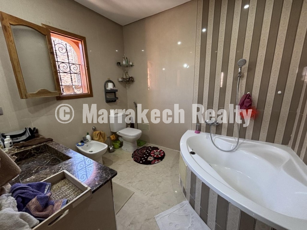 Villa Traditionnelle à Vendre sur Targa