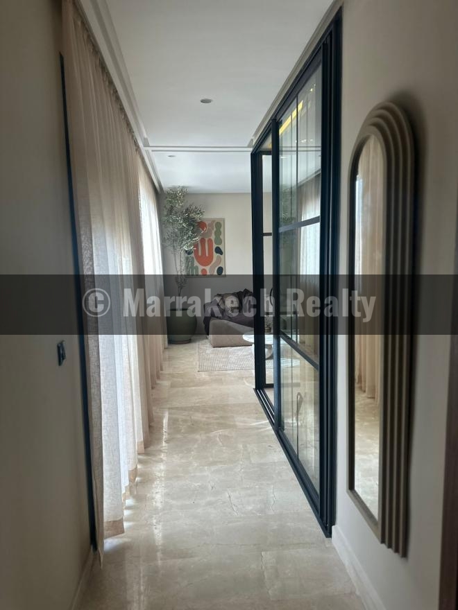 Superb apartment next to Carré Eden