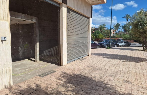 Commercial premises with large terrace for rent – ​​Guéliz