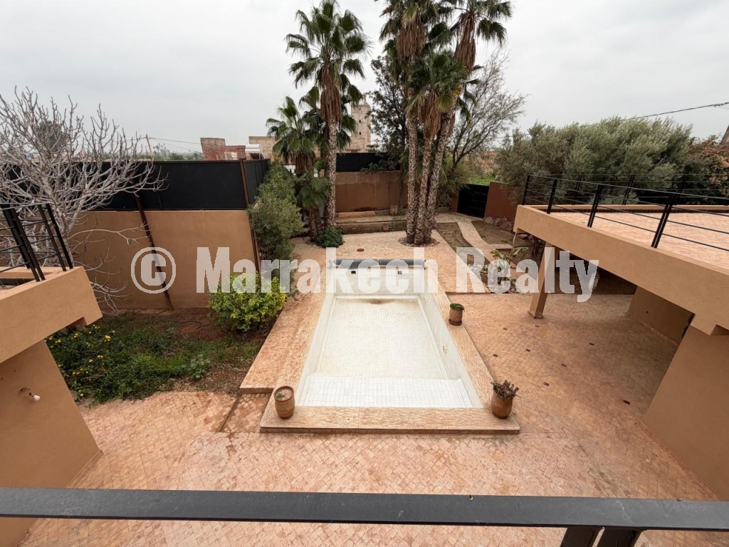 Villa Semi-Finie à Vendre – Route de Fès