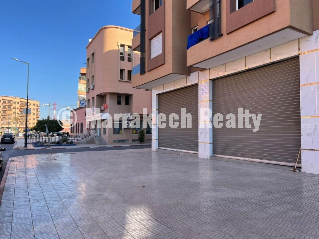 Commercial premises of 86 m² for rent – Hivernage extensions