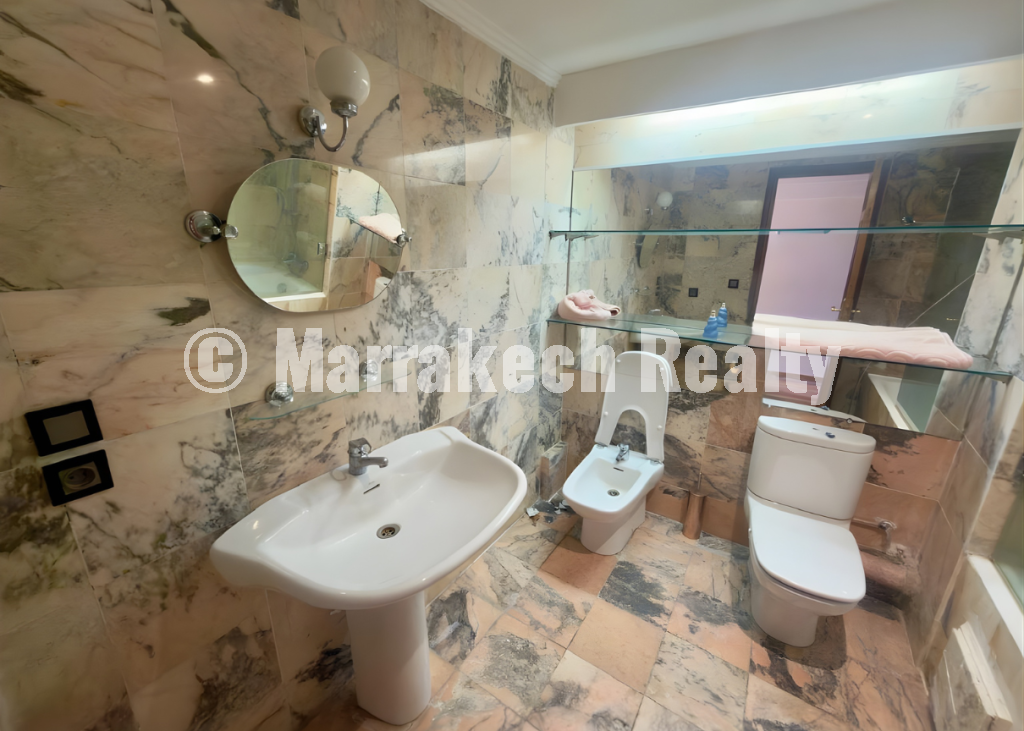Spacious Apartment for Rent – Hivernage District