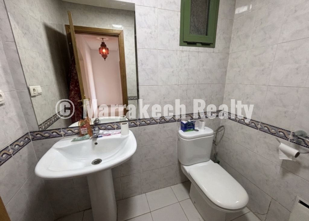 Superbe Appartement 2 Chambres à Vendre en Plein Centre de Guéliz