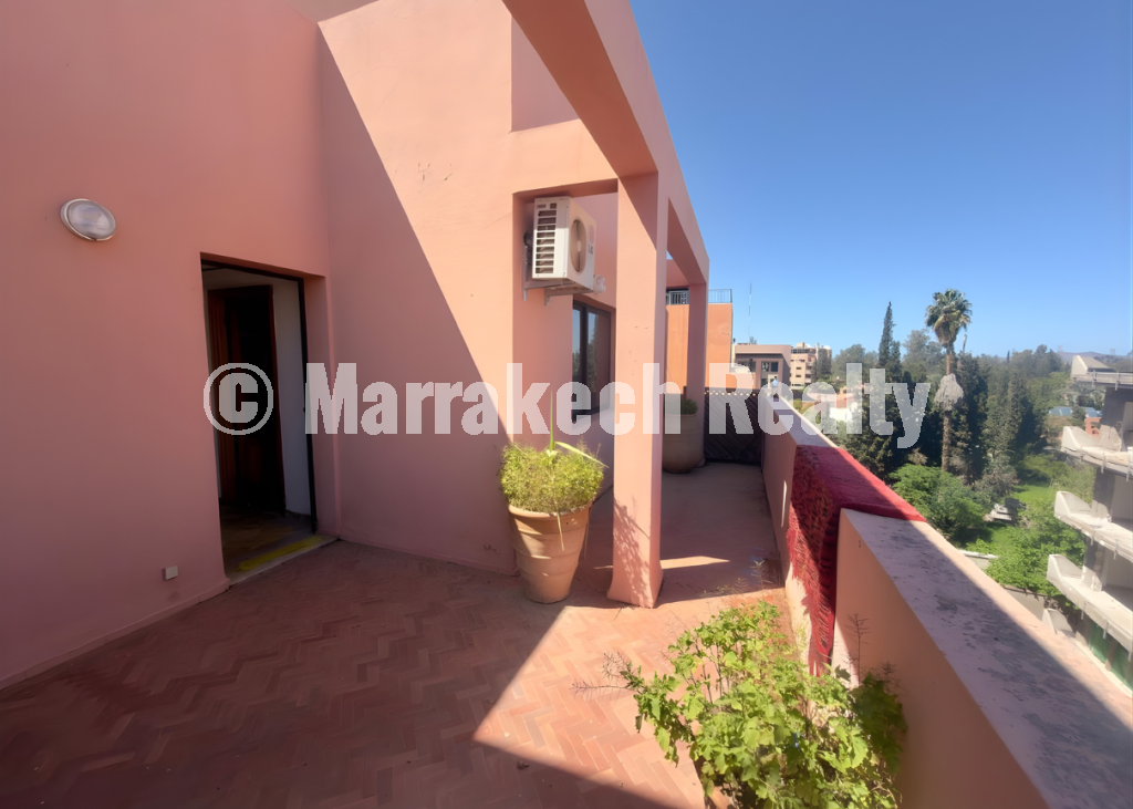 Spacious Apartment for Rent – Hivernage District