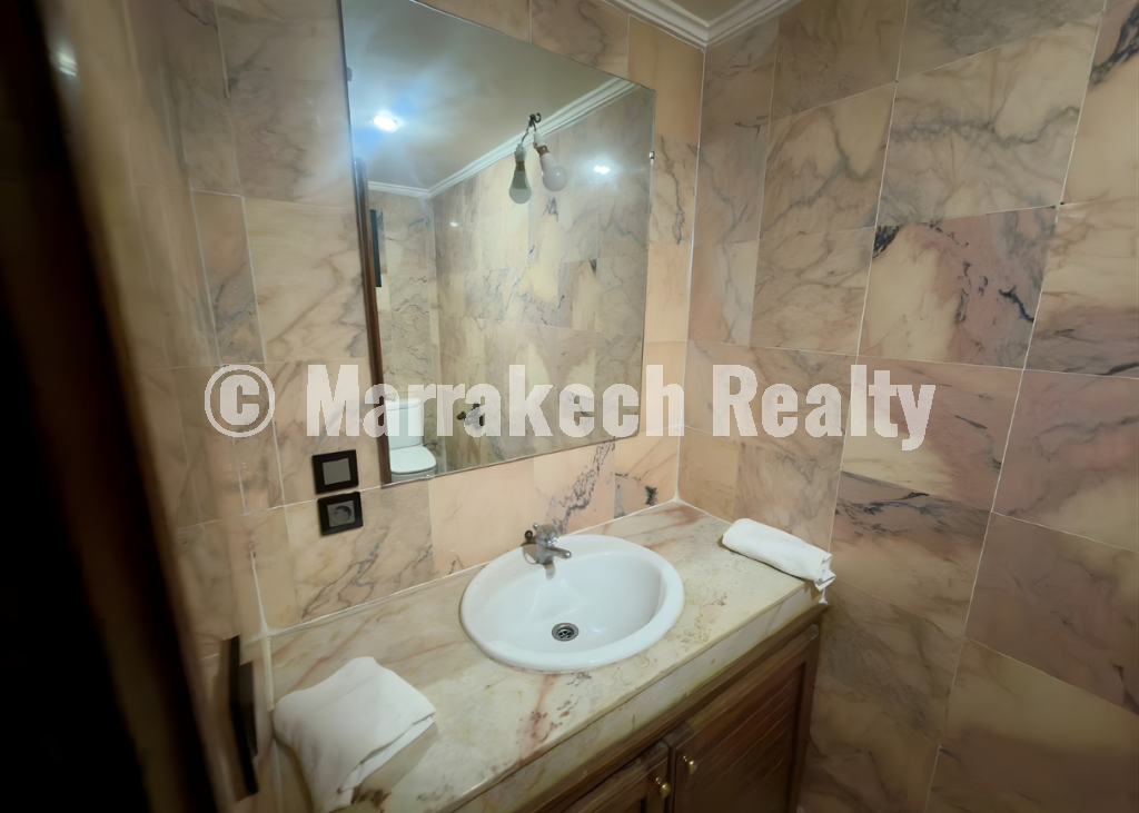 Spacious Apartment for Rent – Hivernage District