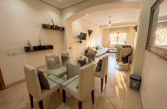 Superbe Appartement 2 Chambres à Vendre en Plein Centre de Guéliz
