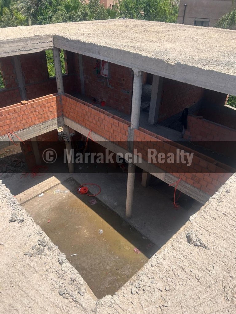 Villa Semi-Finie de Prestige à Vendre – Atlas Nakhil