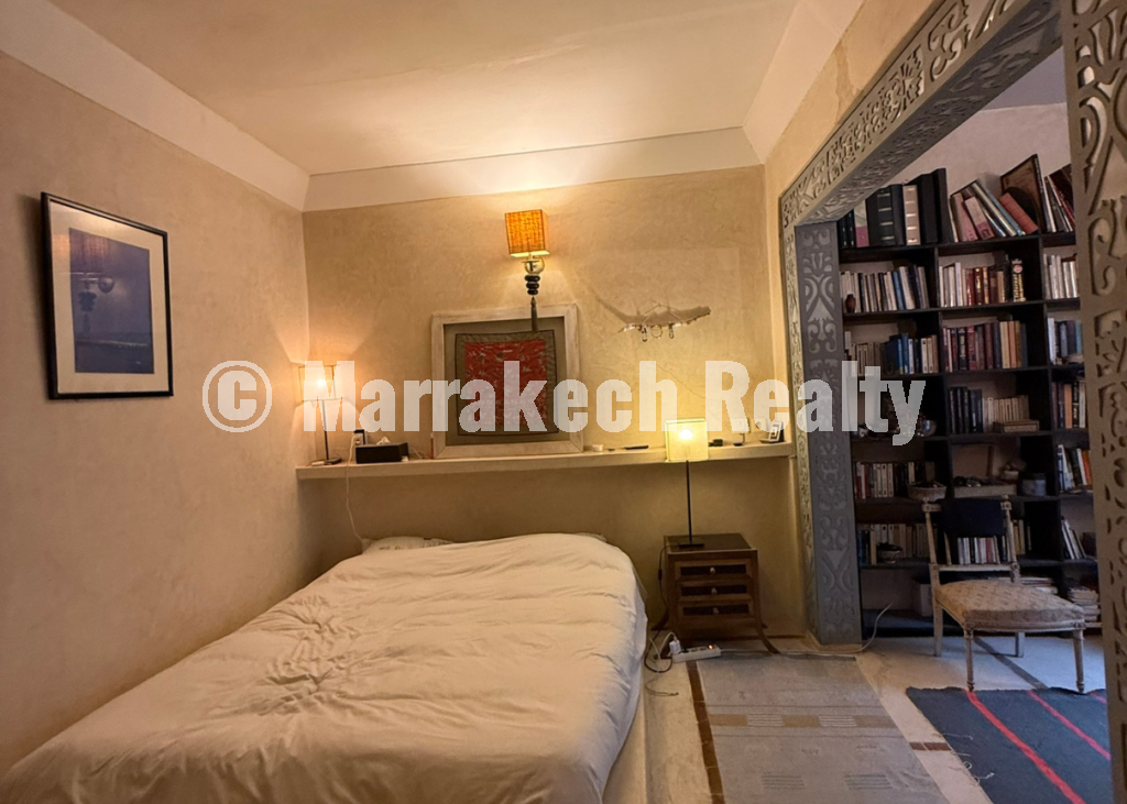Riad de Charme à Vendre au Cœur de Quartier Kennaria