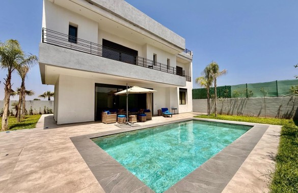Sublime Villa 4 suites À Louer – Chrifia