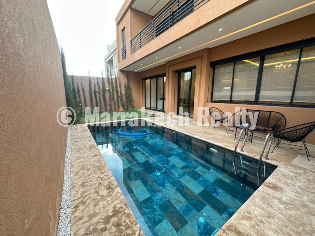 Villa d’exception à vendre – 5 chambres – Agdal