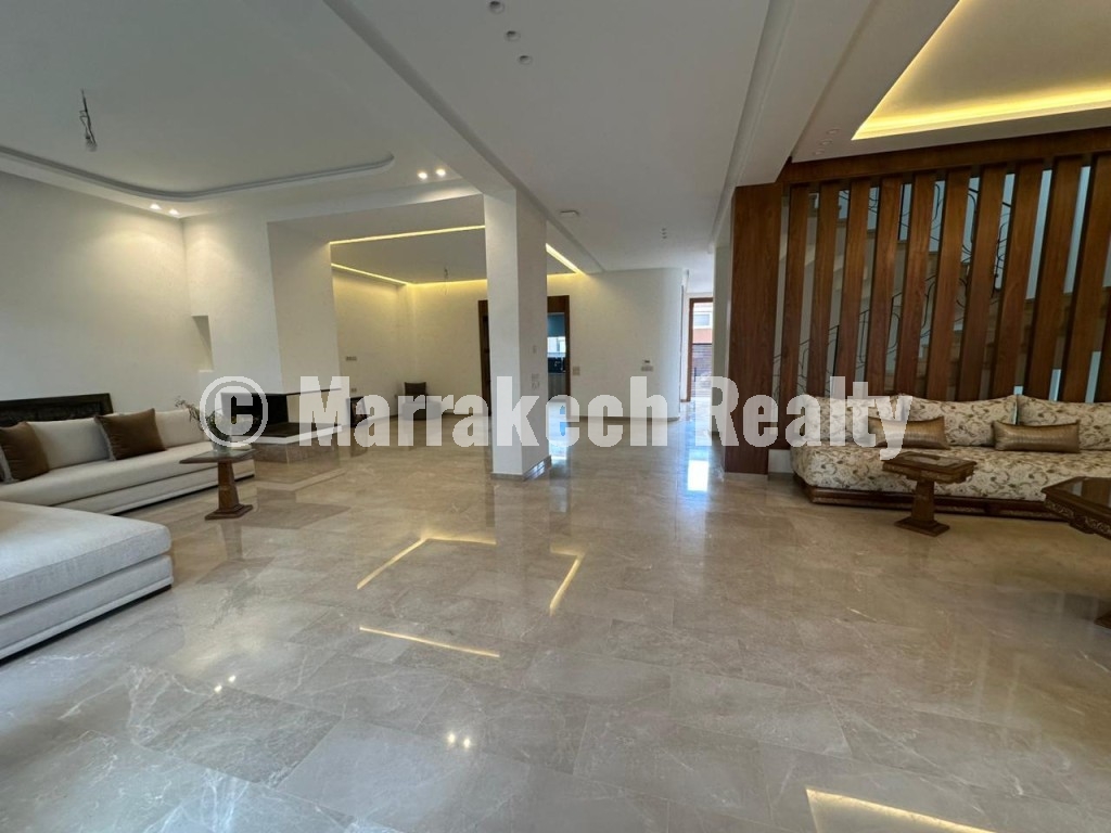 Villa d’exception à vendre – 5 chambres – Agdal