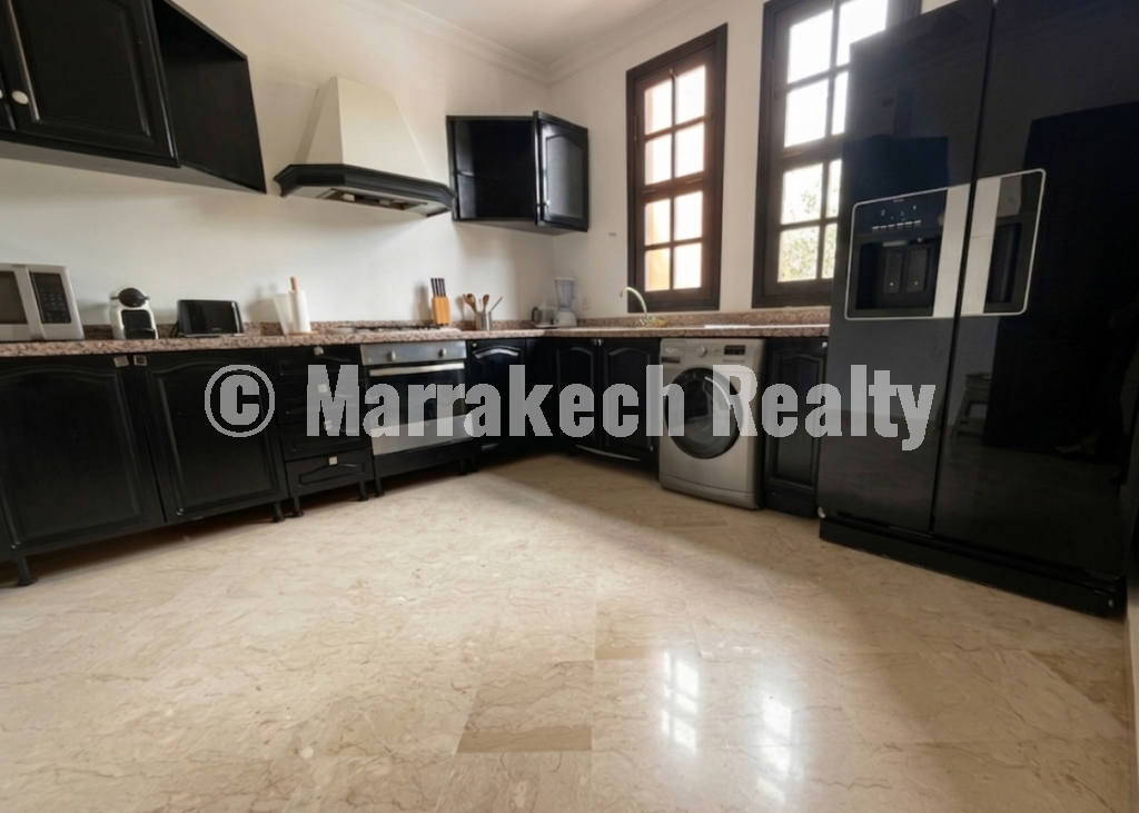 Villa de Charme 3 Chambres à Vendre en Résidence Sécurisée – Route de Casa
