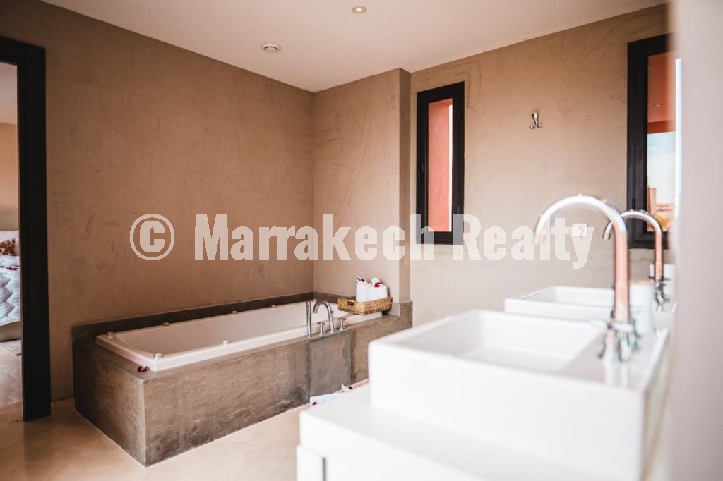 Villa de luxe 3 Suites à Louer Meublée – Domaine Résidentiel Golfique Premium