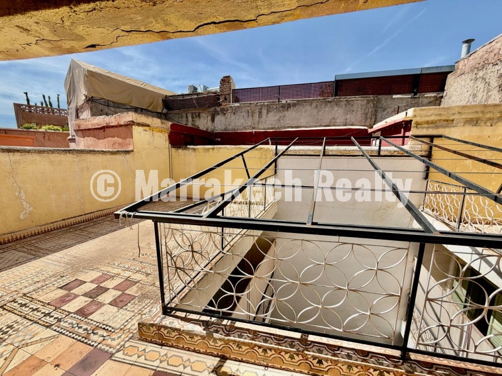 Riad Authentique à Rénover avec Maisonnette à 5 Min de Jemaa El-Fna