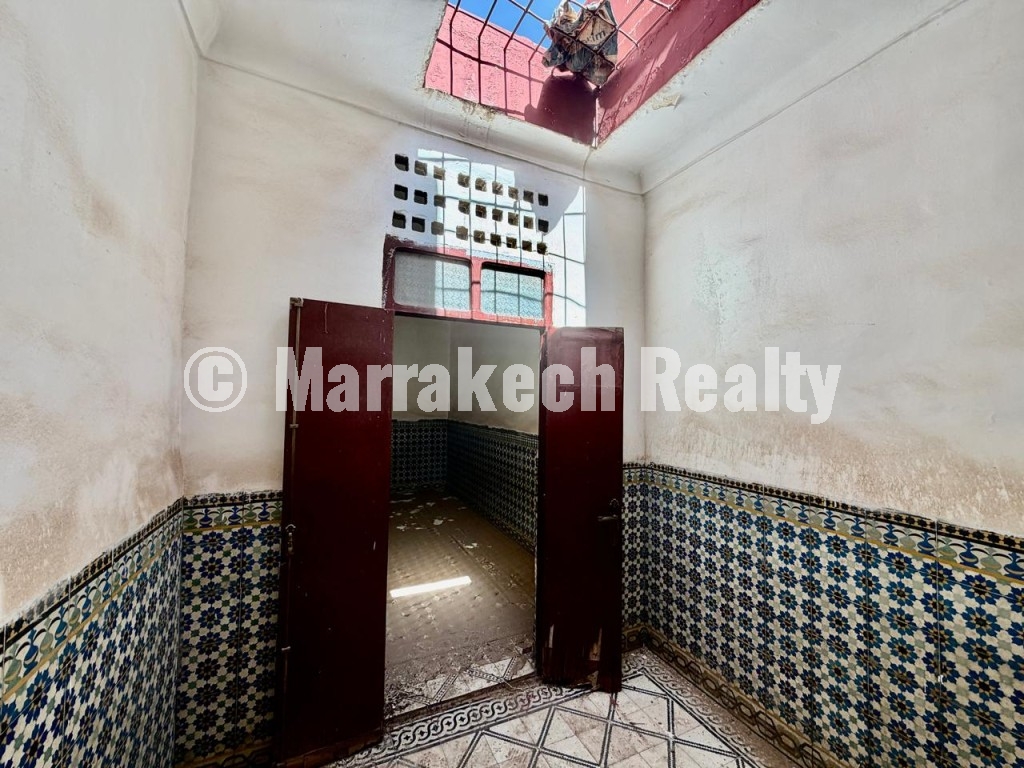 Riad Authentique à Rénover avec Maisonnette à 5 Min de Jemaa El-Fna