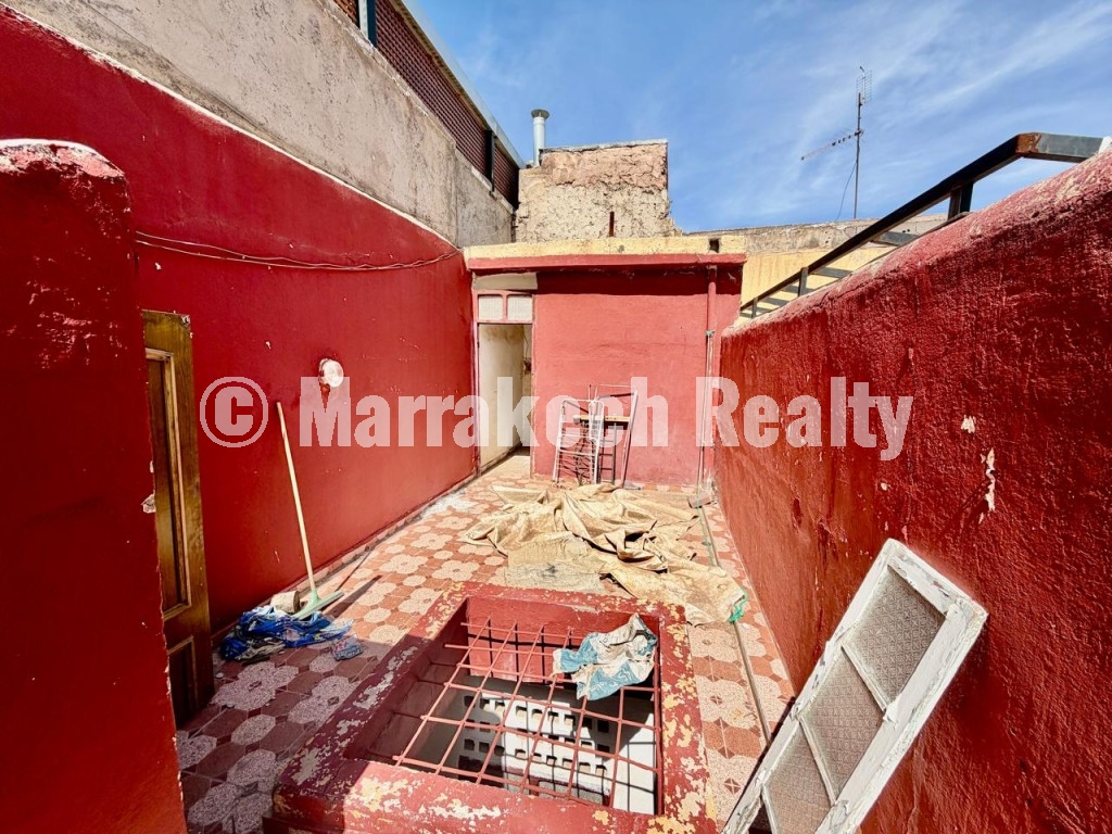 Riad Authentique à Rénover avec Maisonnette à 5 Min de Jemaa El-Fna