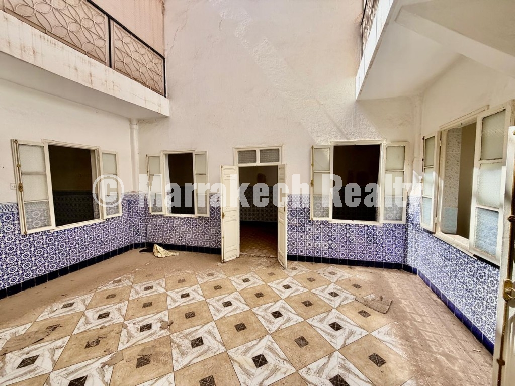 Riad Authentique à Rénover avec Maisonnette à 5 Min de Jemaa El-Fna