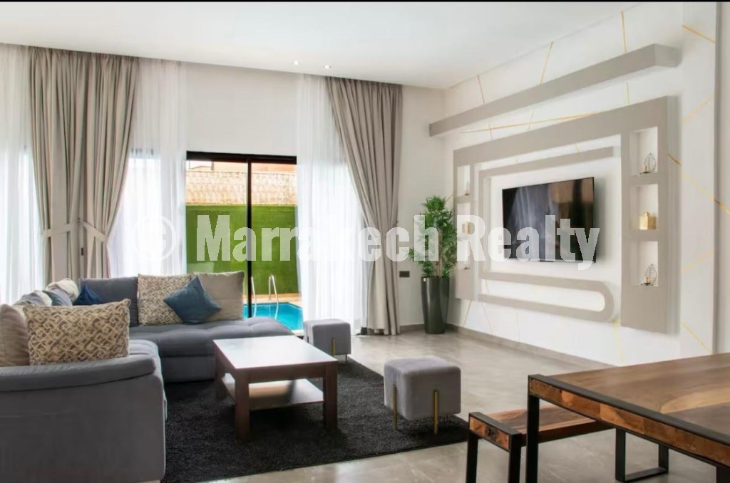 Jolie Villa à Vendre sur la Route de Fès