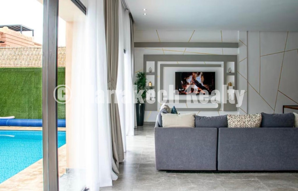 Jolie Villa à Vendre sur la Route de Fès