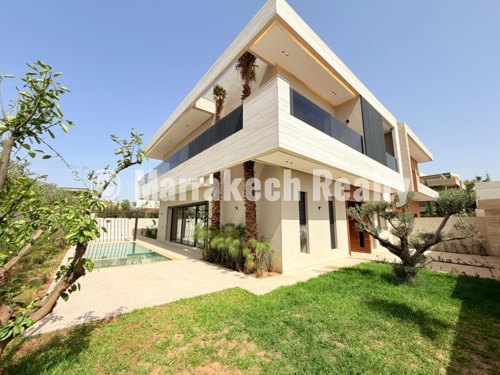 Semi-detached villa for sale in Argan Golf Resort