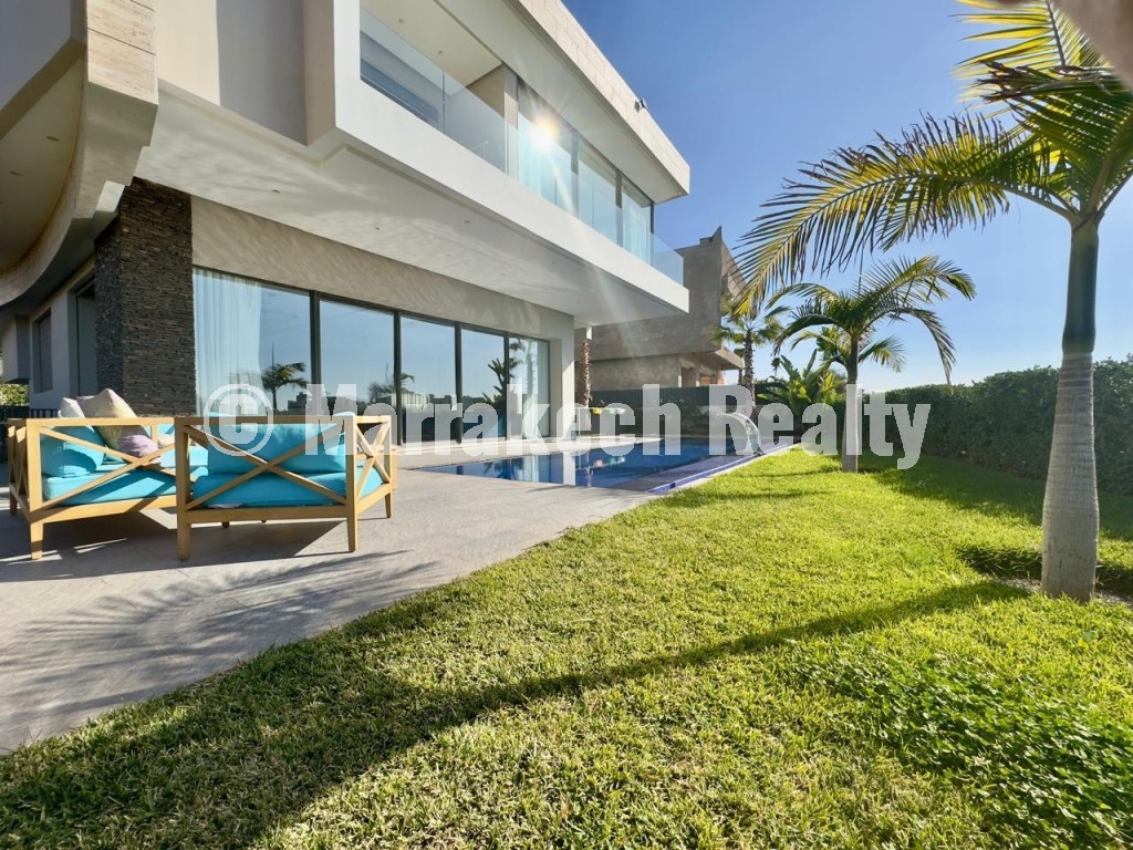 Villa MEUBLEE 4 suites à vendre 1ère ligne de Golf