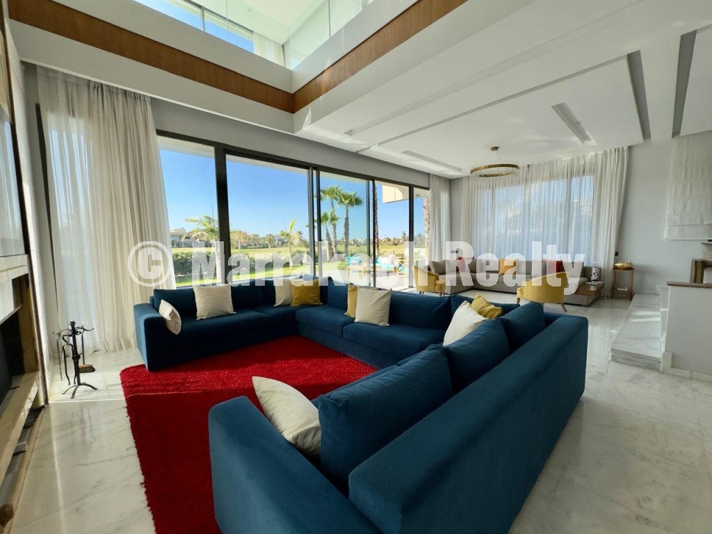 Villa MEUBLEE 4 suites à vendre 1ère ligne de Golf