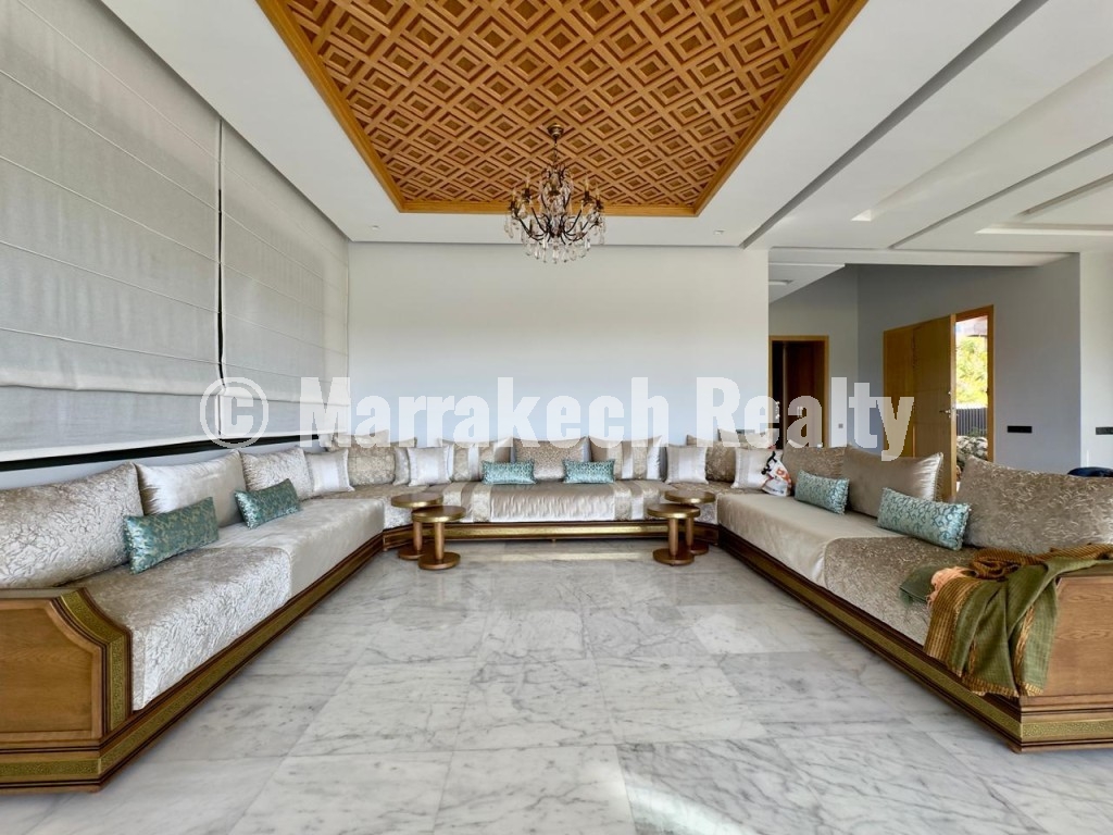 Villa MEUBLEE 4 suites à vendre 1ère ligne de Golf