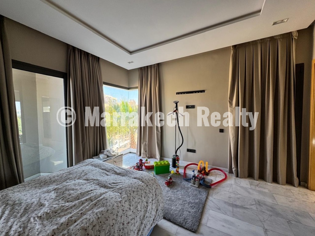 Villa MEUBLEE 4 suites à vendre 1ère ligne de Golf