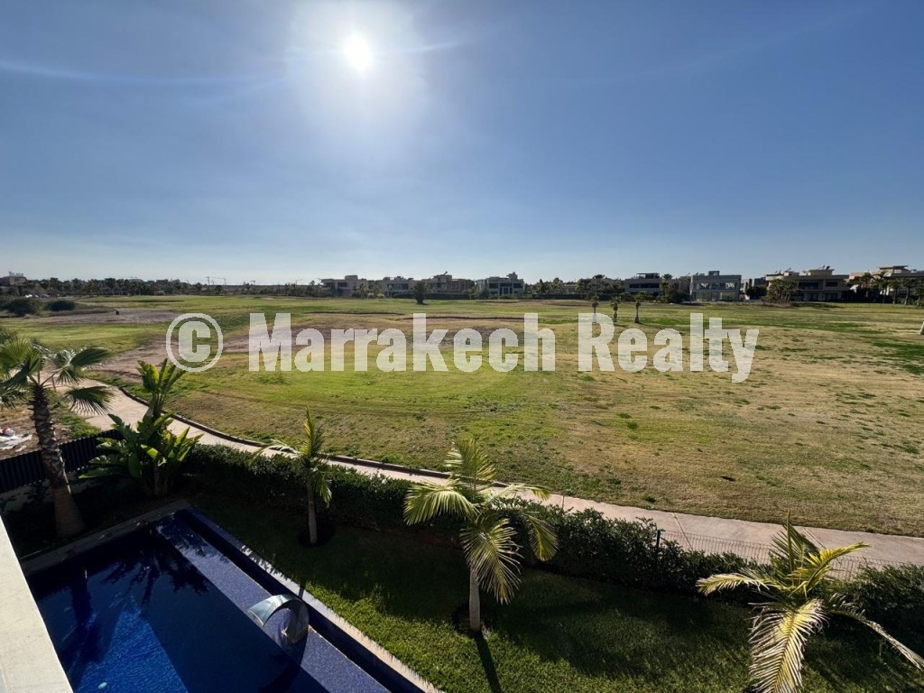 Villa MEUBLEE 4 suites à vendre 1ère ligne de Golf
