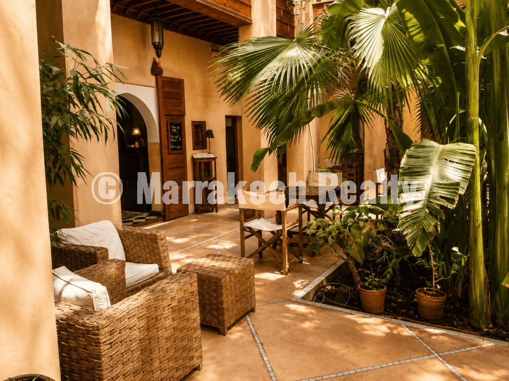 Magnificent Riad Guest House with 9 Suites
