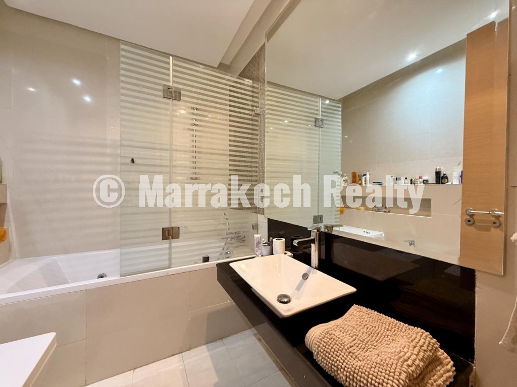 Appartement Rez De Jardin Front De Golf – Prestigia Ambre