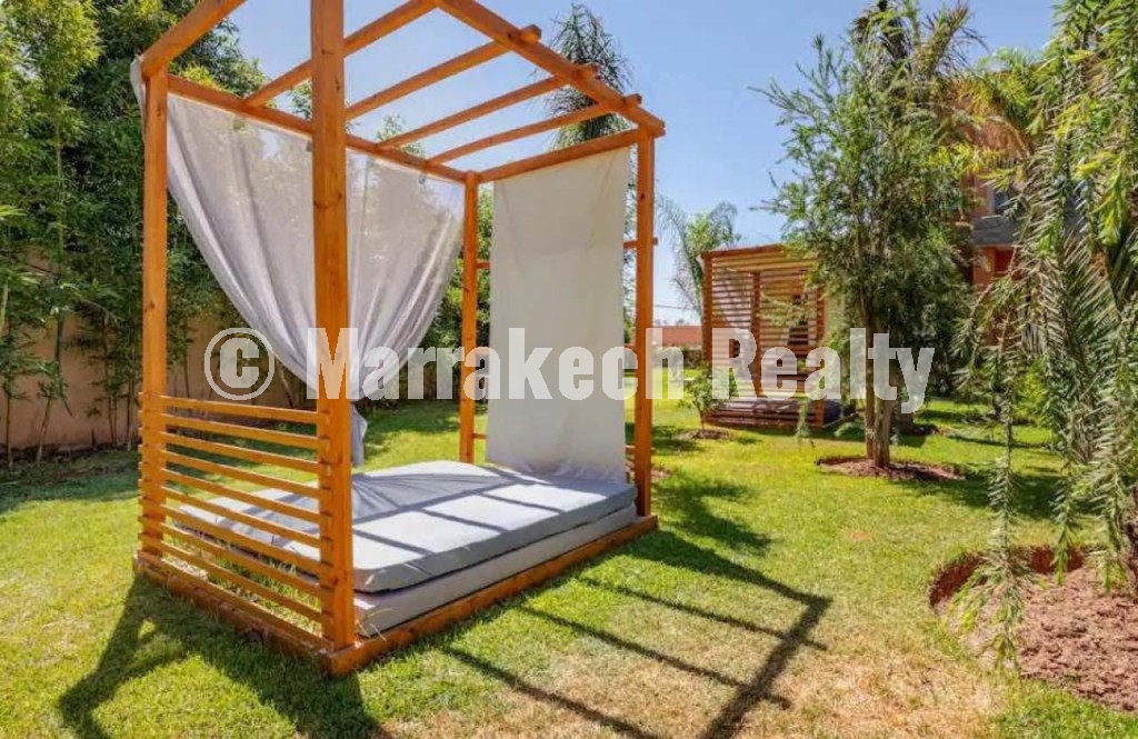 Magnifique Villa 5 suites à Vendre sur la route de Fès