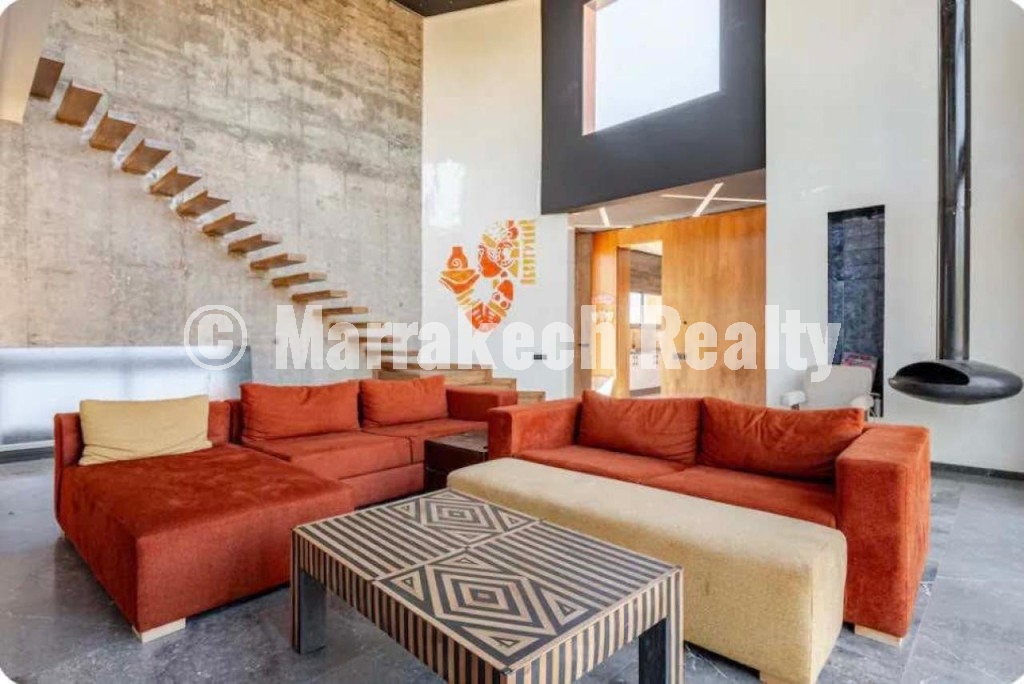 Magnifique Villa 5 suites à Vendre sur la route de Fès