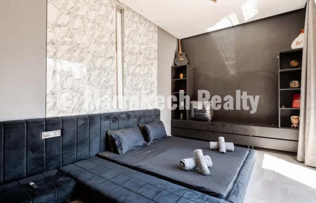 Magnifique Villa 5 suites à Vendre sur la route de Fès