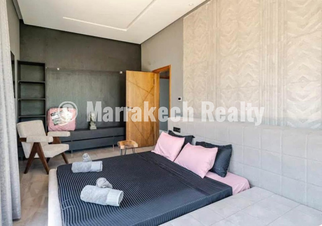 Magnifique Villa 5 suites à Vendre sur la route de Fès