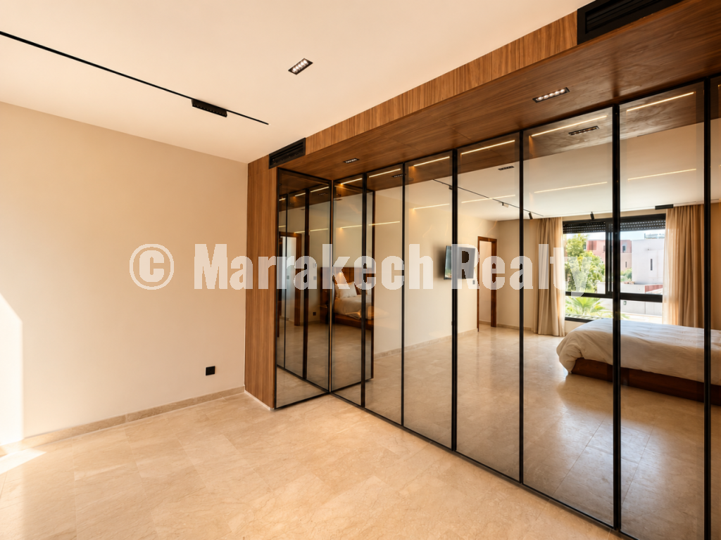 Luxury villa rental with pool on a golf resort in Marrakech