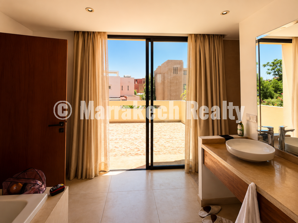 Luxury villa rental with pool on a golf resort in Marrakech